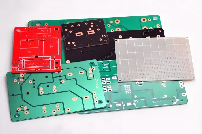 Different colors of solder mask
